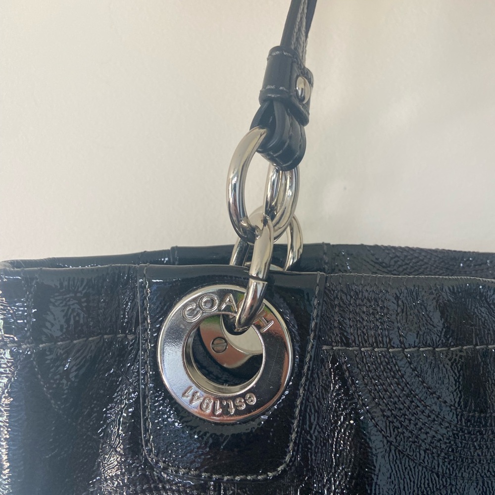 Coach purse - Picture 2 of 9